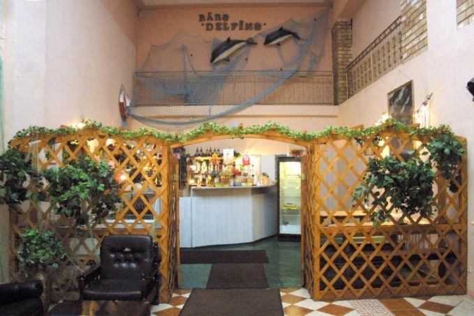 bar